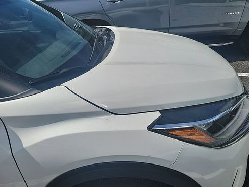 Used 2023 Nissan Kicks SR w/ SR Premium Package image 6