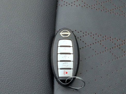 Used 2023 Nissan Altima 2.5 SR w/ SR Premium Package image 29