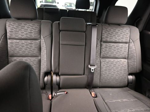 Used 2024 Dodge Durango SXT w/ 3rd Row Seating Group image 21