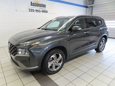 Used 2023 Hyundai Santa Fe SEL image 2