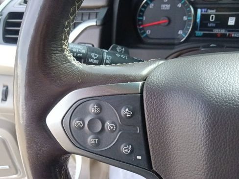 Used 2018 Chevrolet Suburban LT AWD/4WD image 20