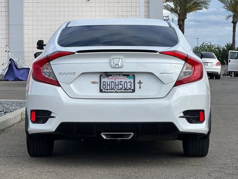 Used 2019 Honda Civic Sport image 6