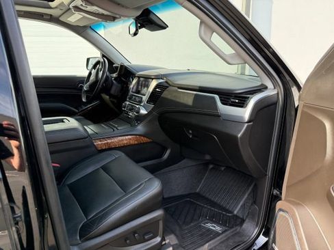 Used 2019 Chevrolet Suburban Premier w/ Max Trailering Package AWD/4WD image 25