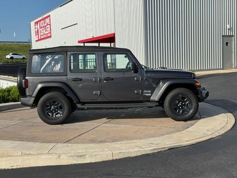 Used 2021 Jeep Wrangler Unlimited Sport image 2