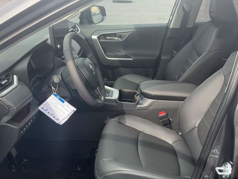 New 2025 Toyota RAV4 Limited image 8