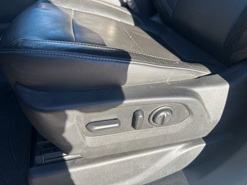 Used 2020 GMC Sierra 3500 SLT w/ SLT Premium Plus Package image 15