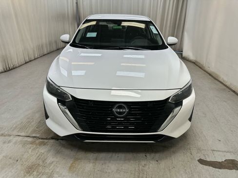 New 2025 Nissan Sentra SV w/ All-Weather Package image 6