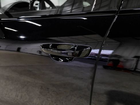 Used 2016 Porsche Cayenne Turbo S image 50