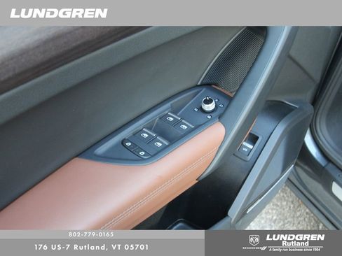 Used 2022 Audi Q5 2.0T Premium Plus image 12