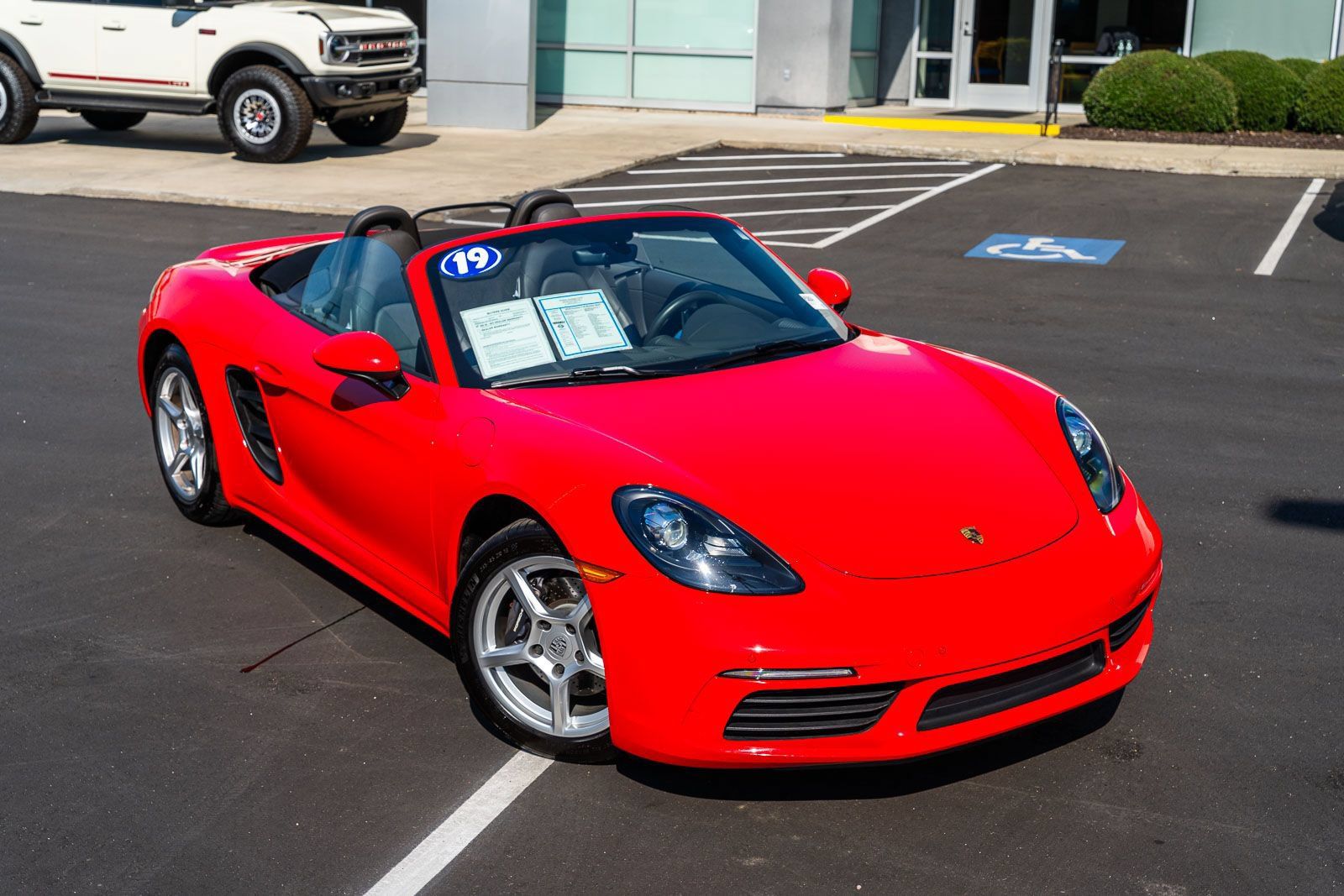 Used 2019 Porsche 718 Boxster RWD image 4