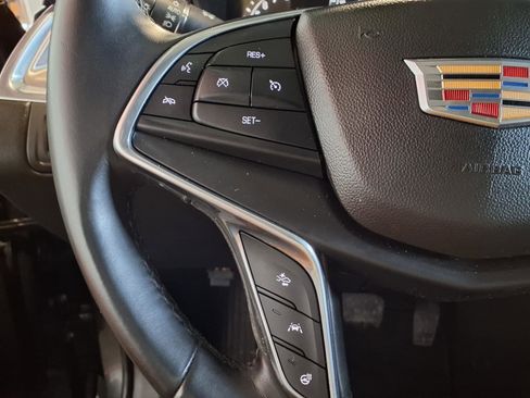 Used 2018 Cadillac XT5 Luxury w/ Driver Awareness Package image 25