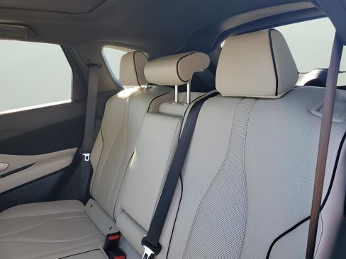 Used 2025 Acura RDX AWD w/ A-Spec & Advance Pkg image 19