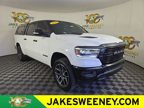 Used 2019 RAM 1500 Laramie AWD/4WD image 1