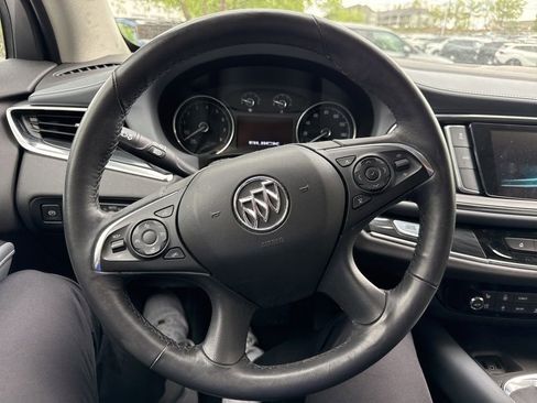Used 2018 Buick Enclave Premium AWD/4WD image 20
