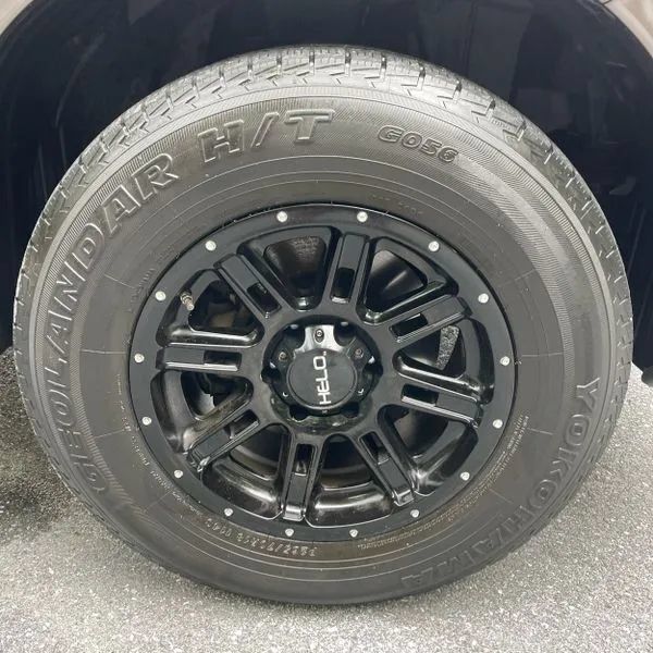 Used 2018 Nissan Titan SV AWD/4WD image 20
