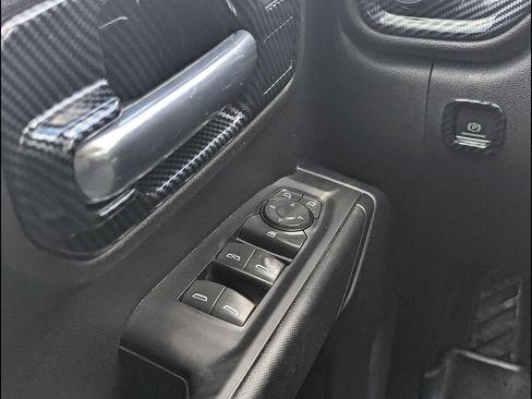 Certified 2022 Chevrolet Silverado 1500 Custom AWD/4WD image 28