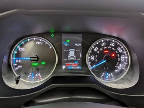 Used 2022 Toyota RAV4 XLE Premium AWD/4WD image 22