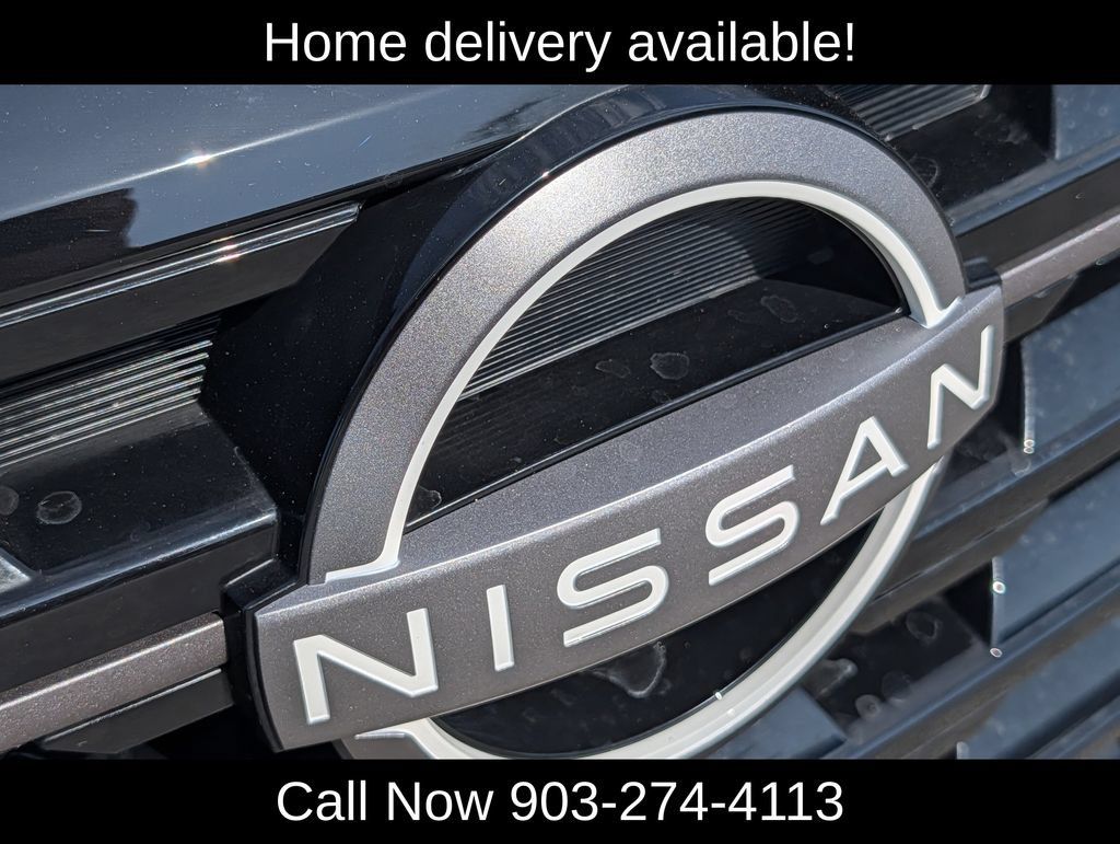 Used 2026 Nissan Pathfinder SV FWD image 38