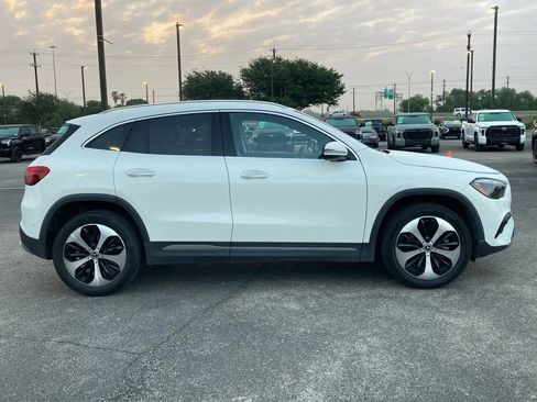 Used 2025 Mercedes-Benz GLA 250 image 3