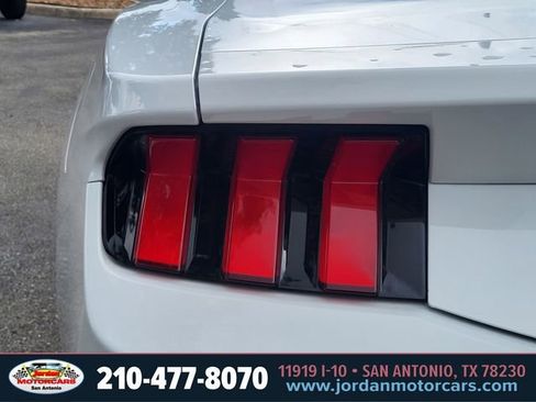 Used 2024 Ford Mustang Coupe RWD image 10