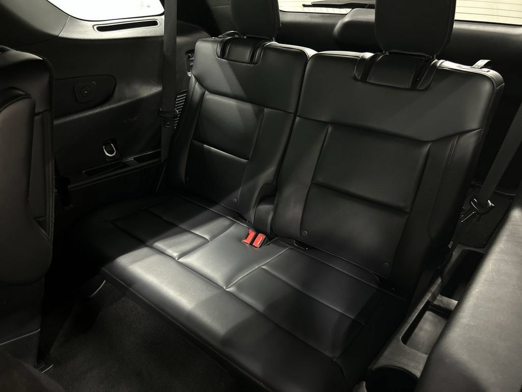Used 2025 Ford Explorer ST-Line AWD/4WD image 20