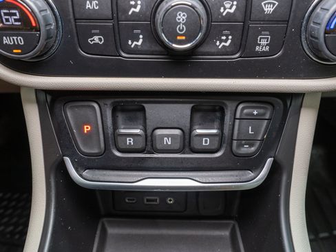 Used 2020 GMC Terrain Denali w/ Denali Premium Package AWD/4WD image 24