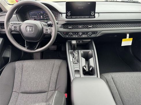 New 2025 Honda Accord SE image 11