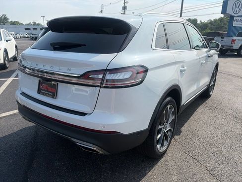 Used 2022 Lincoln Nautilus Reserve w/ Equipment Group 201A AWD/4WD image 7