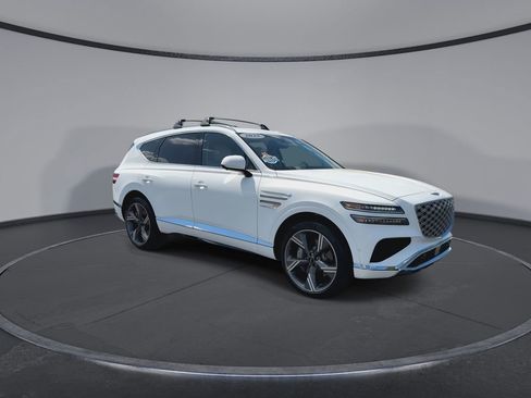 Used 2025 Genesis GV80 2.5T Prestige image 2