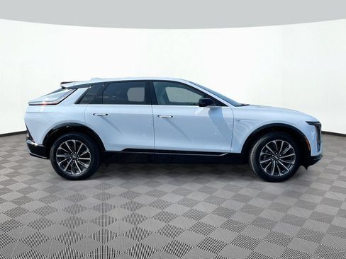 New 2026 Cadillac Lyriq Sport RWD image 4
