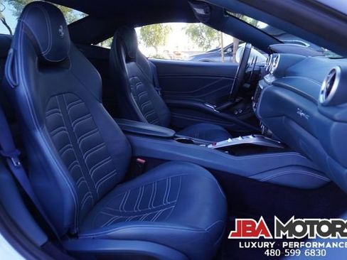 Used 2015 Ferrari California T image 8