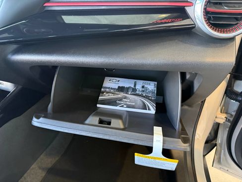 New 2026 Chevrolet Trax RS w/ Sunroof Package FWD image 27