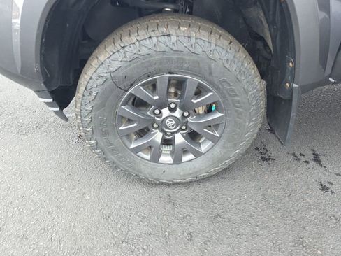 Used 2021 Toyota Tacoma SR5 image 27