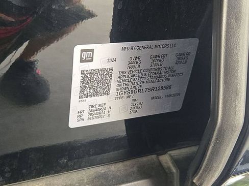 Certified 2025 Cadillac Escalade Sport Platinum AWD/4WD image 31