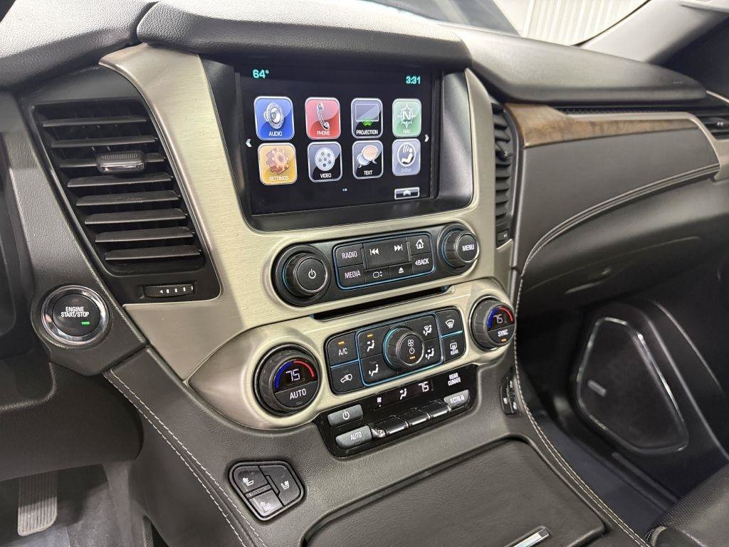 Used 2019 GMC Yukon XL Denali w/ Denali Ultimate Package AWD/4WD image 20