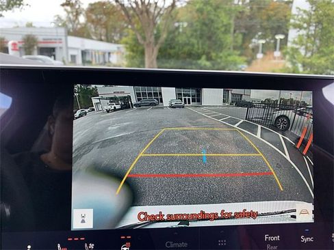 Used 2024 Lexus RX 500h F Sport image 22