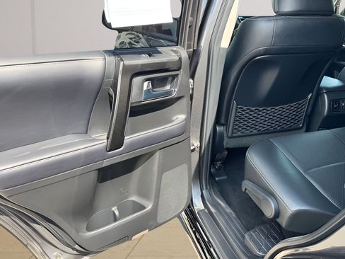 Used 2019 Toyota 4Runner Limited AWD/4WD image 21