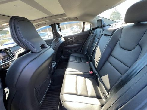 Used 2023 Volvo S60 B5 Plus w/ Climate Package image 11
