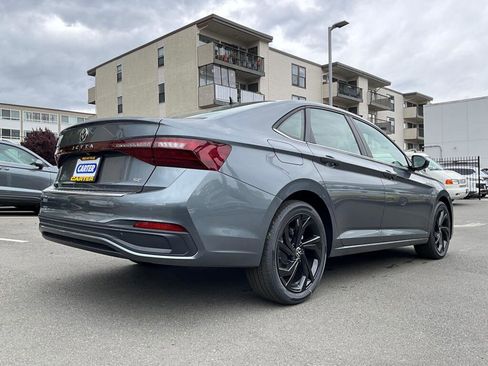 New 2026 Volkswagen Jetta SE FWD image 8