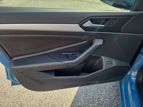 Used 2025 Volkswagen Jetta S FWD image 24