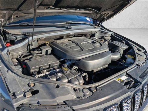 Used 2018 Jeep Grand Cherokee Altitude image 22