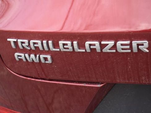Used 2022 Chevrolet TrailBlazer LT AWD/4WD image 13