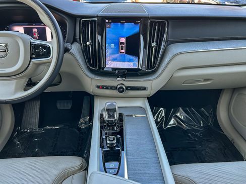 Used 2025 Volvo XC60 B5 Ultra w/ Protection Package AWD/4WD image 14