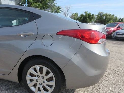 Used 2012 Hyundai Elantra GLS FWD image 37