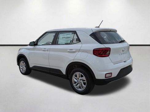 New 2026 Hyundai Venue SE FWD image 7