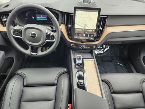 New 2026 Volvo XC60 B5 Ultra w/ Protection Package Premier AWD/4WD image 16