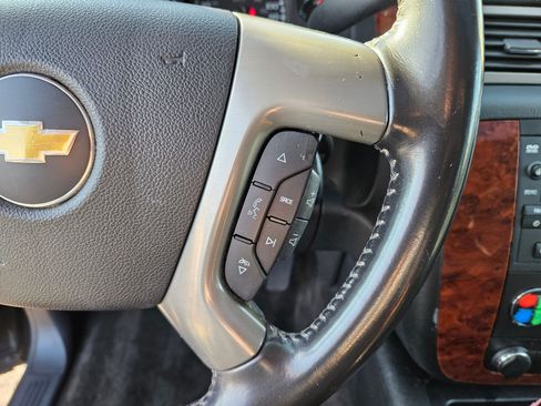 Used 2013 Chevrolet Tahoe LT AWD/4WD image 19