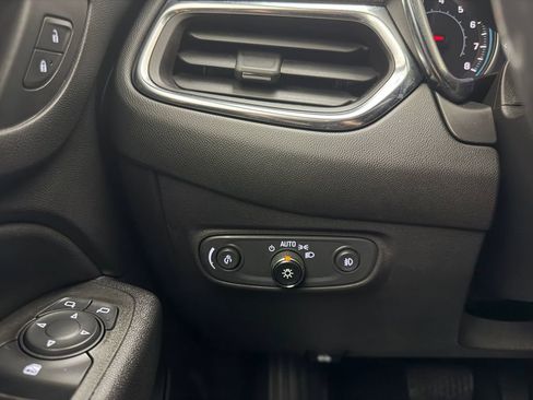 Used 2021 Chevrolet Equinox LT AWD/4WD image 30