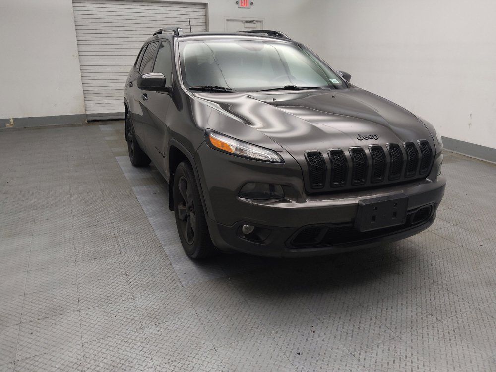 Used 2018 Jeep Cherokee Limited w/ High Altitude Package AWD/4WD image 13