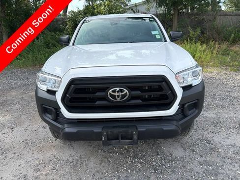 Used 2023 Toyota Tacoma SR AWD/4WD image 2